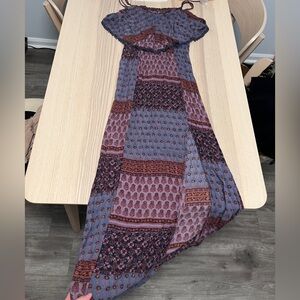 American Eagle - Long Dress with Slit - Size Small